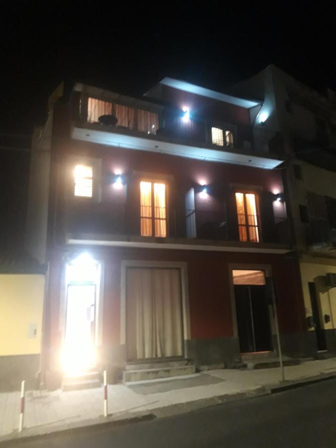 Bed & Breakfast Dietro Le Mura Aci Castello Exteriér fotografie