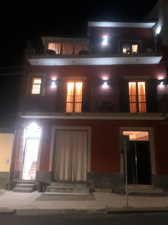 Bed & Breakfast Dietro Le Mura Aci Castello Exteriér fotografie
