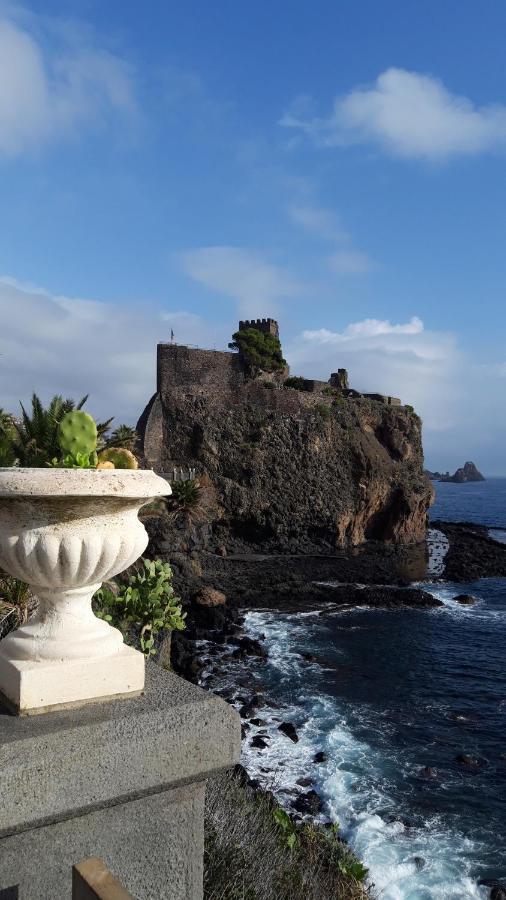 Bed & Breakfast Dietro Le Mura Aci Castello Exteriér fotografie